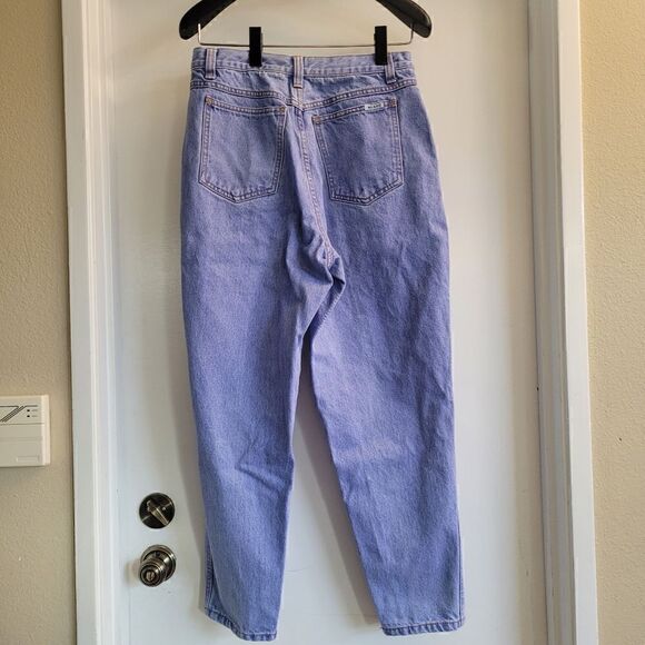 Vintage Bill blass pleated, high waisted, tapered leg mom jeans made in Brazil - Picture 5 of 9